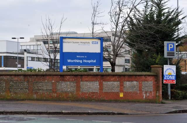 W03086H14-Hospital.

Worthing Hospital    Western Sussex Hospitals     Lyndhurst Road  Worthing