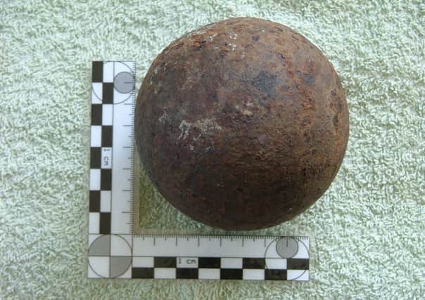 Cannon ball discovered in Horsham, 1972 SUS-150508-115122001