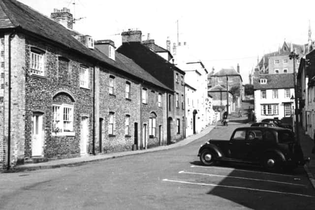 Arun Street leads from Tarrant Street to River Road where the Jolly Sailors pub was once located  1972