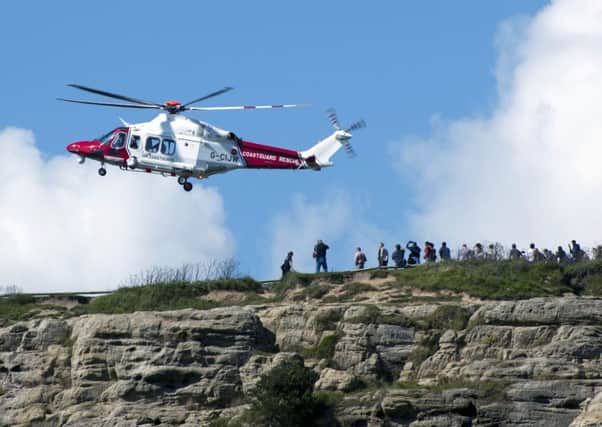 Cliff rescue, Hastings. Photo by Frank Copper. 20/9/15 SUS-150921-072952001