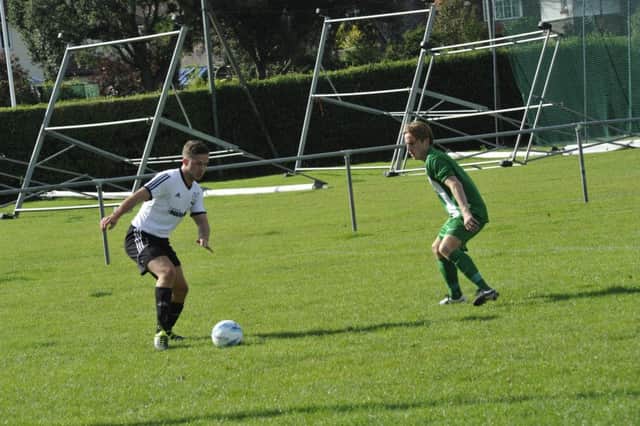 Kevin Barden on the ball for Bexhill United during their 1-1 draw at home to Mile Oak last weekend. Picture by Simon Newstead (SUS-150919-194256002)