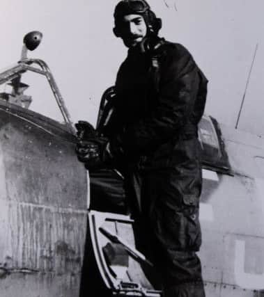 Wing Commander 
Paul Farnes