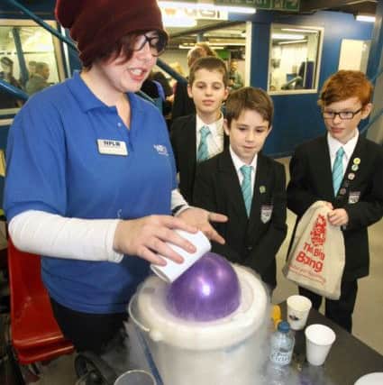 DM15225196 Hannah Rossiter from the National Physical Laboratory with pupils from The Sir Robert Woodard Academy