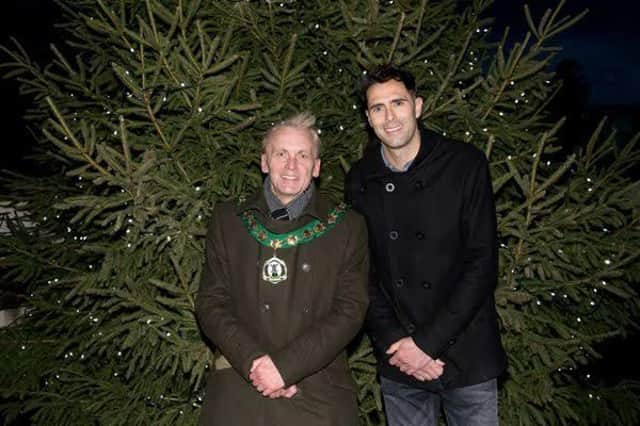 Polegate Mayor with Keane's Tim Rice-Oxley SUS-150212-151734001