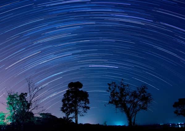 Star trail of the Geminid meteor shower