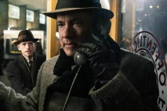 Tom Hanks in Bridge of Spies SUS-160901-105621001