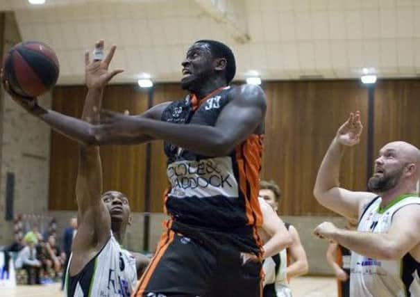 James Cambronne led Worthing Thunder with 31 points away to Reading Rockets in National League Division 1 on Sunday