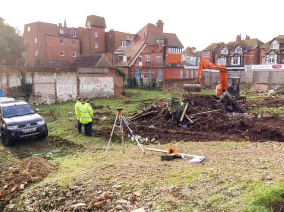 Clearance work begins on the former Grand Hotel site in Bexhill. Picture by Alan Thomassen. SUS-160120-141050001