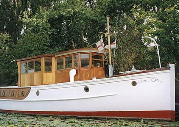 The Vere, built in 1905, rescued 346 men from Dunkirk in 1940, and then became a houseboat on Chichester canal. Issued by the Association of Dunkirk Little Ships