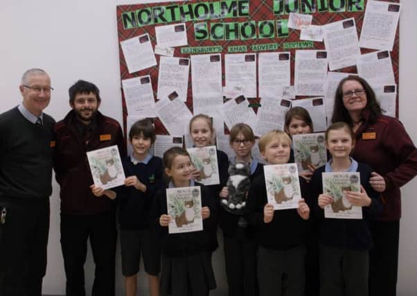 Sainsburys Horsham welcome pupils from Northolmes Junior School to the store SUS-160902-102539001