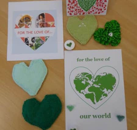 Green hearts show the love SUS-161102-124326001