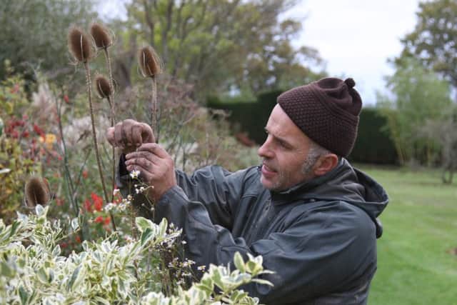 Fergus Garrett at Great Dixter SUS-160103-130549001