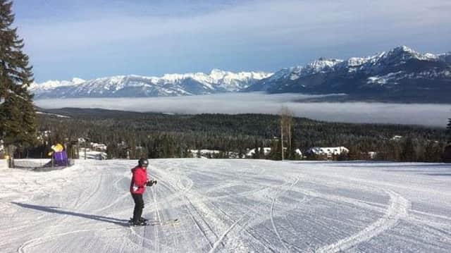 Anne Woods, 55, from Crawley, was skiing at the Kicking Horse Mountain Resort in British Columbia, Canada.
jpco-24-02-16-ski SUS-160222-145126001