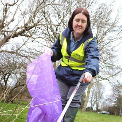 "Clean for the Queen initiative to clear rubbish along the bank of the River Mole. Pic Steve Robards  SR1607571 SUS-160703-111344001