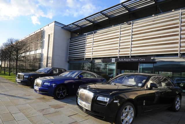 Rolls Royce, Chichester

Picture by Louise Adams  C140045-6 Chi Rolls Royce ENGSUS00120140901170036
