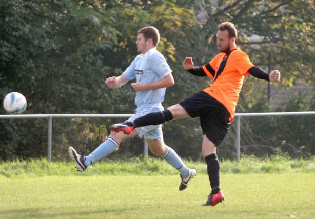 Adam Dine netted as Oak made it ten wins from 11 with a 5-0 win over Ringmer on Saturday