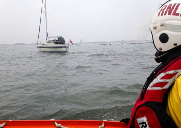 Littlehampton lifeboat launched to help a yacht grounded on Bognor rocks
