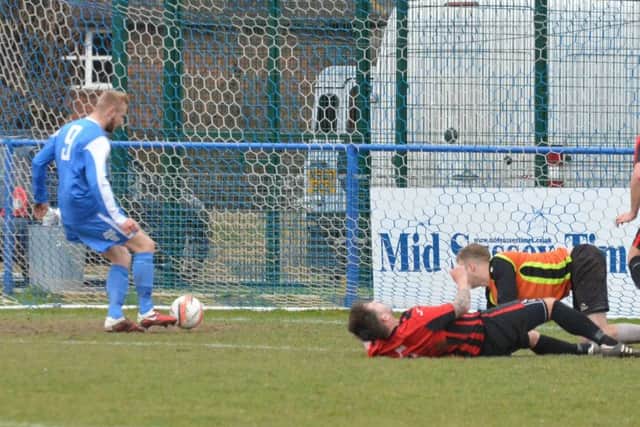 Max Miller opens the scoring. Picture by Grahame Lehkyj