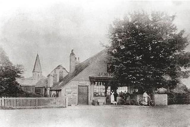 Lowfield Heath c1906. Picture courtesy of West Sussex Past Pictures