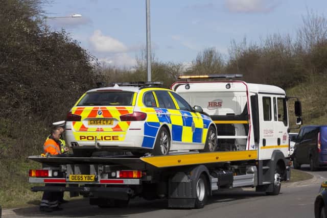 Police chase in Uckfield. Photo by Nick Fontana. SUS-160331-142319001
