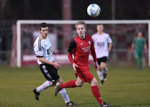Action from Hassocks v Loxwood. Picture by Phil Westlake -2aGrumnBftxlwnjcEVi