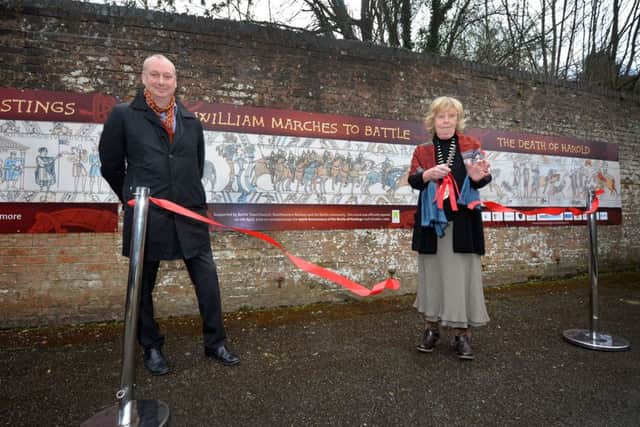 Launch of the Bayeux Tapestry Mural at Battle Station.
L-R David Statham, MD Southeastern Railway, and mayor of Battle Margaret Kiloh. SUS-160704-121650001