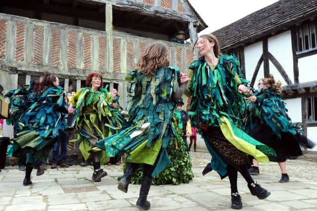 Morris dancing at the Weald and Downland's Food and Folk Festival ks16000609-8