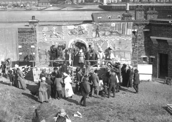 Filming The Showman's Dream, starring Will Evans, at the fort in 1914