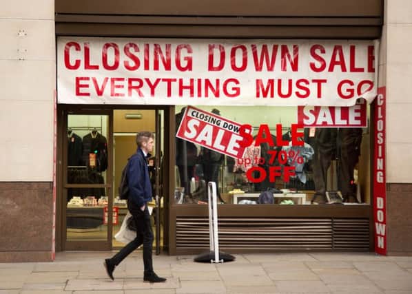 Counting the cost of high street collapses SUS-160106-105512001