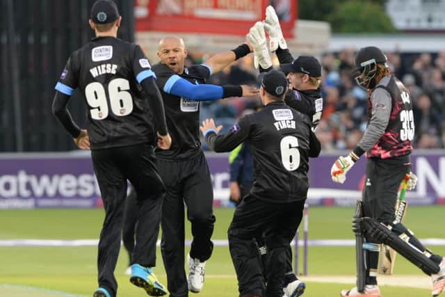 Sussex celebrate Chris Gayle's wicket. Sussex v Somerset. T20 Blast. Picture by Phil Westlake