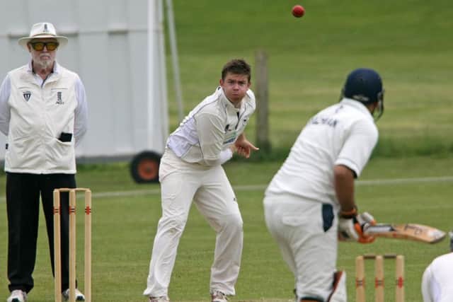 DM16121373a.jpg Cricket: Findon (Fielding) v Crawley. Alex Copeland. Photo by Derek Martin SUS-160406-225943008