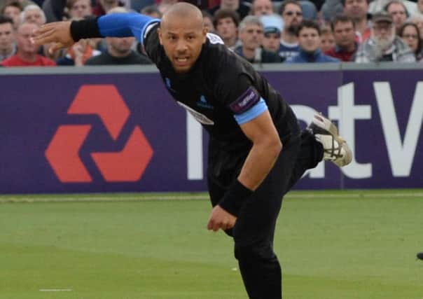 Tymal Mills. Sussex v Surrey in the NatWest T20 Blast. Picture by Phil Westlake SUS-160506-195145001