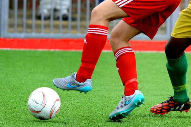 Football SUS-150809-143103001
