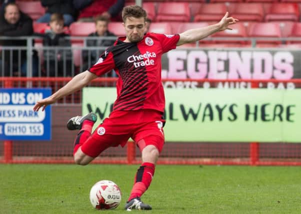 Gwion Edwards takes a free kick for Crawley Town against Carlisle United, 23rd April 2016. (c) Jack Beard SUS-160423-170024008