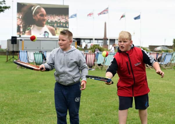 Great Britain's Davis Cup Tour. 
Pictured are L-R Ellis Hall (8) and George Hall (10).
Steyne Gardens. Worthing. 

Reporter:
Picture: Liz Pearce 09/07/2016

LP1600042 SUS-161007-123022008