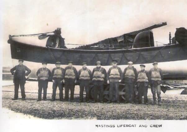 Hastings Lifeboat SUS-160720-103712001