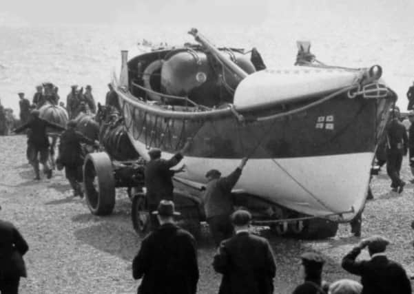 Lifeboat Trial Launch in 1931 SUS-160728-065132001