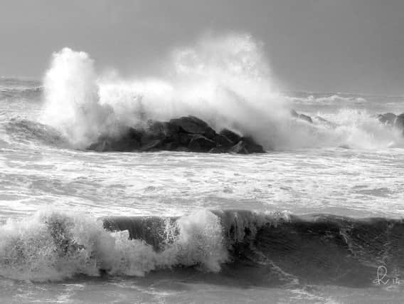 Paul Vincent: Elmer - Stormy Sea