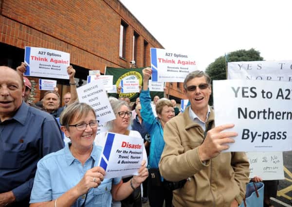 Pro-northern bypass protesters again made their voices heard outside the Chichester District Council meeting on Tuesday. ks16000969-7 SUS-160920-163034008