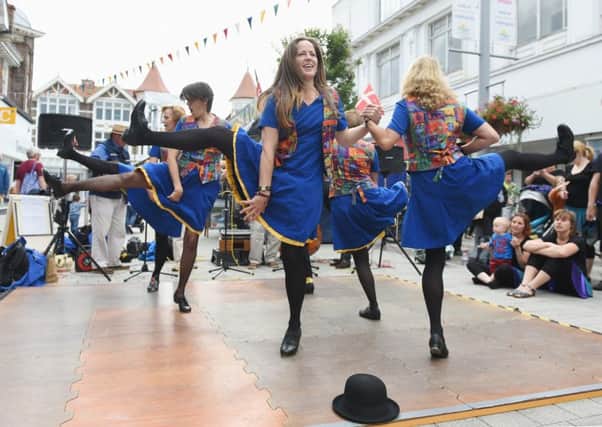 Southdowns Folk Festival. Knickerbocker Glory Appalachian dancers. Regis Centre,Bognor Regis.   Picture: Liz Pearce