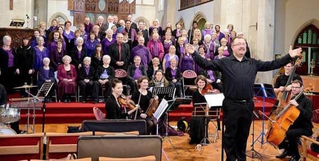 Simon Wookey with the South Oxhey choir 6_qrmWhwFnmnQnAy1Pqv