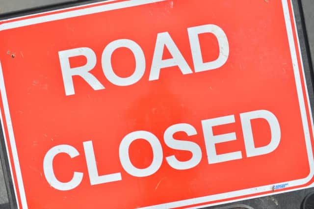 Stock shot - Road closed sign - Taken in Aylesbury ENGPNL00120130813121613