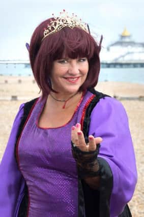 Denise Black in Eastbourne's 2016 panto Snow White And The Seven Dwarves SUS-160921-114411001