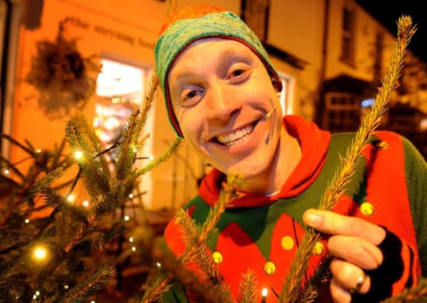 Steyning late night shopping 07-12-16. Tomfoolery at Steyning Bookshop. Pic Steve Robards  SR1635791 SUS-160812-174616001