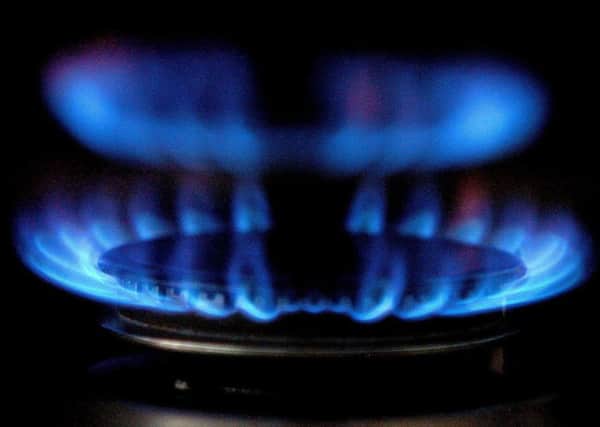 File photo dated 04/09/2006 of a gas hob as the rising cost of utility bills is expected to push the official rate of inflation to a three-year high. PRESS ASSOCIATION Photo. Issue date: Tuesday September 13, 2011. Economists predict the consumer prices index (CPI) measure of inflation for August will rise to 4.6%, up from 4.4% the previous month. That would be its highest level since September 2008 when it hit 5.2%. Scottish Power and British Gas raised their gas tariffs in the month, by 19% and 18% respectively, alongside big increases for electricity, helping to add to the squeeze in household incomes already hit by rising food and fuel costs. See PA story ECONOMY Inflation. Photo credit should read: Rui Vieira/PA Wire ENGEMN00120110913082552