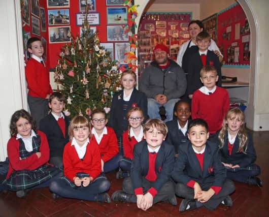 Charters Ancaster School wins Christmas tree decoration competition SUS-161213-155012001