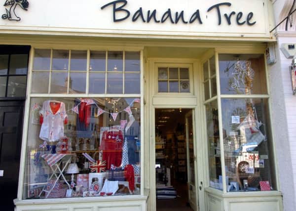 Jubilee shop window displays, Eastbourne town centre
25/05/12
Banana Tree ENGSUS00120120525143538