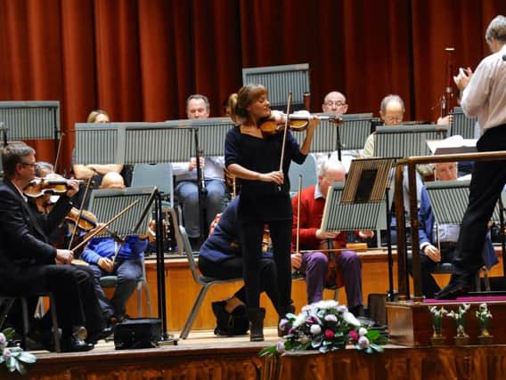 WSO - Nicola Benedetti in ensemble during rehearsal. Pic by Stephen Goodger