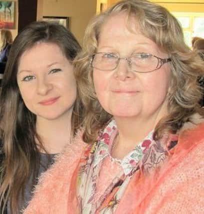 Lauren with her mum, Fiona, who died from bowel cancer