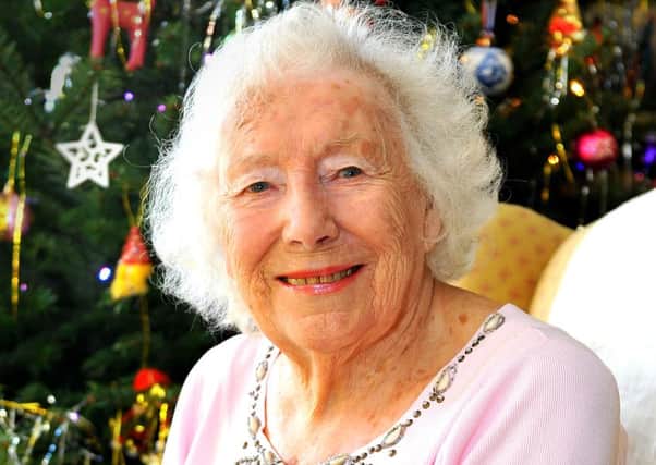 Dame Vera Lynn at home in Ditchling. 16th December 2014.
Photograph Steve Robards SUS-141216-153204001